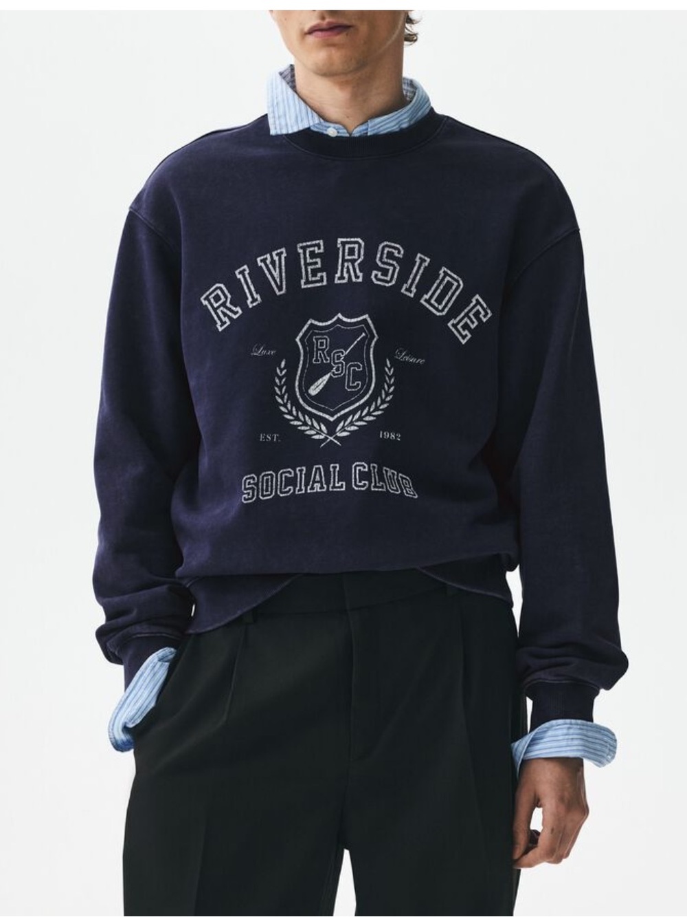 NWT H&M Loose Fit Printed Sweatshirt in Blue/Riverside